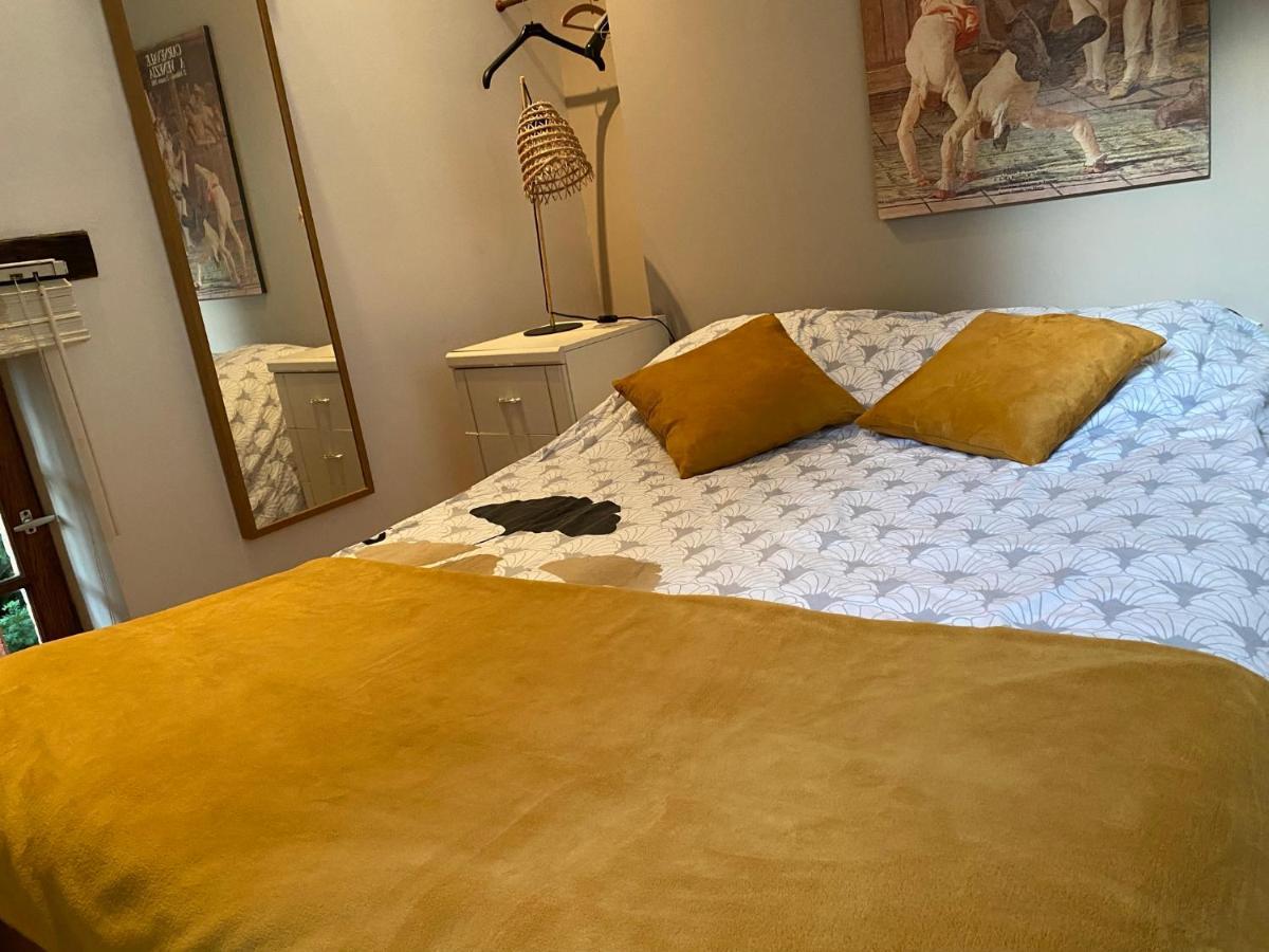 Le Charme Villa Mézilles Kültér fotó